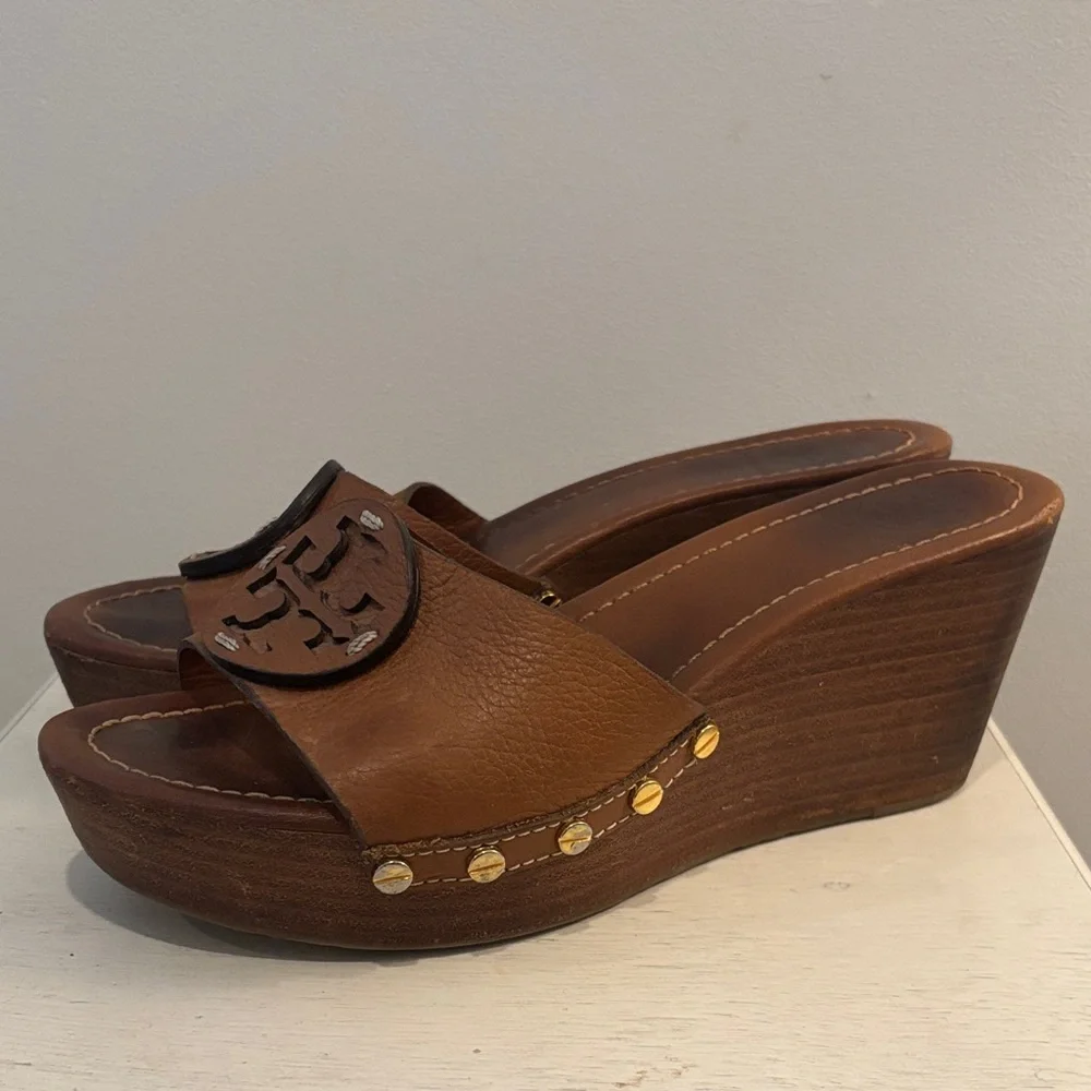 🤩 Modern VTG Tory Burch Leather Clog Wedge Sandals - Camel - Picture 7 of 13